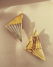 Load image into Gallery viewer, GOLDEN TRIANGLE Earrings